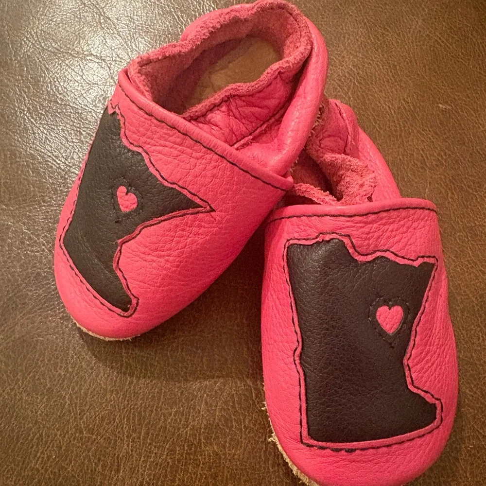 Kids Pink Leather Slip-On Shoes with Heart Patch
